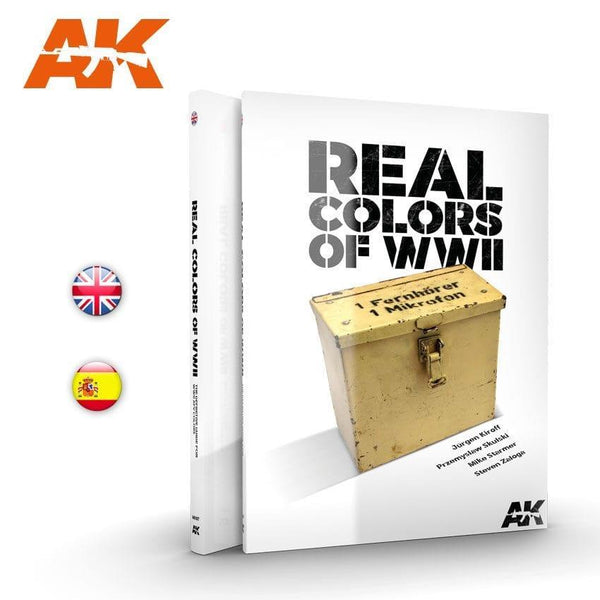 WWII Real Colors Hardback book English