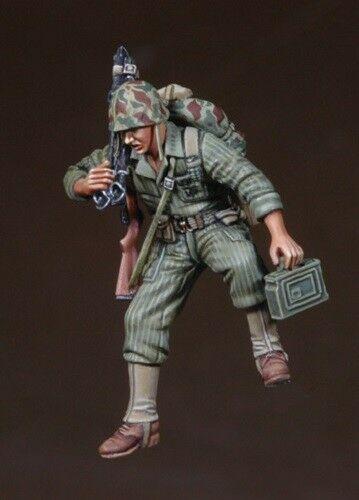 1/35 Scale resin model kit WWII-Korean War USMC MG Asst. Gunner