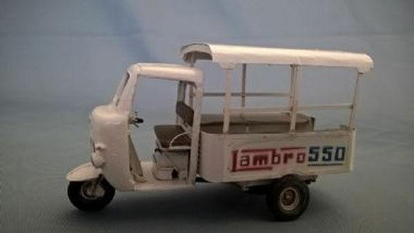1/35 Scale resin model kit Lambretta 550 (3 wheel vehicle Vietnam)