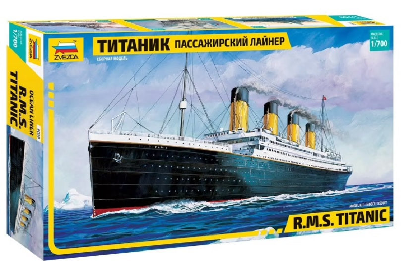 Zvezda 1/700 TITANIC