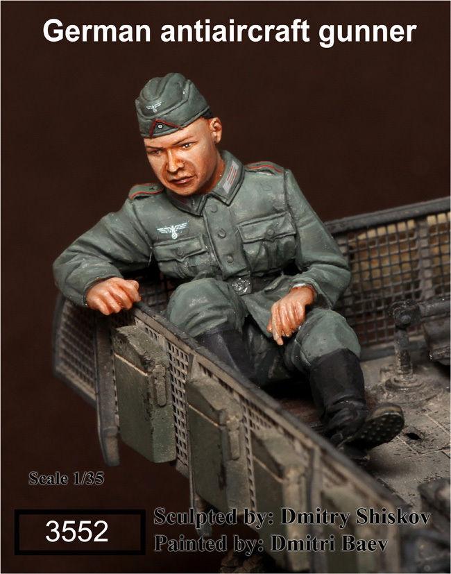1/35 Scale resin figure WW2 German antiaircraft gunner #3