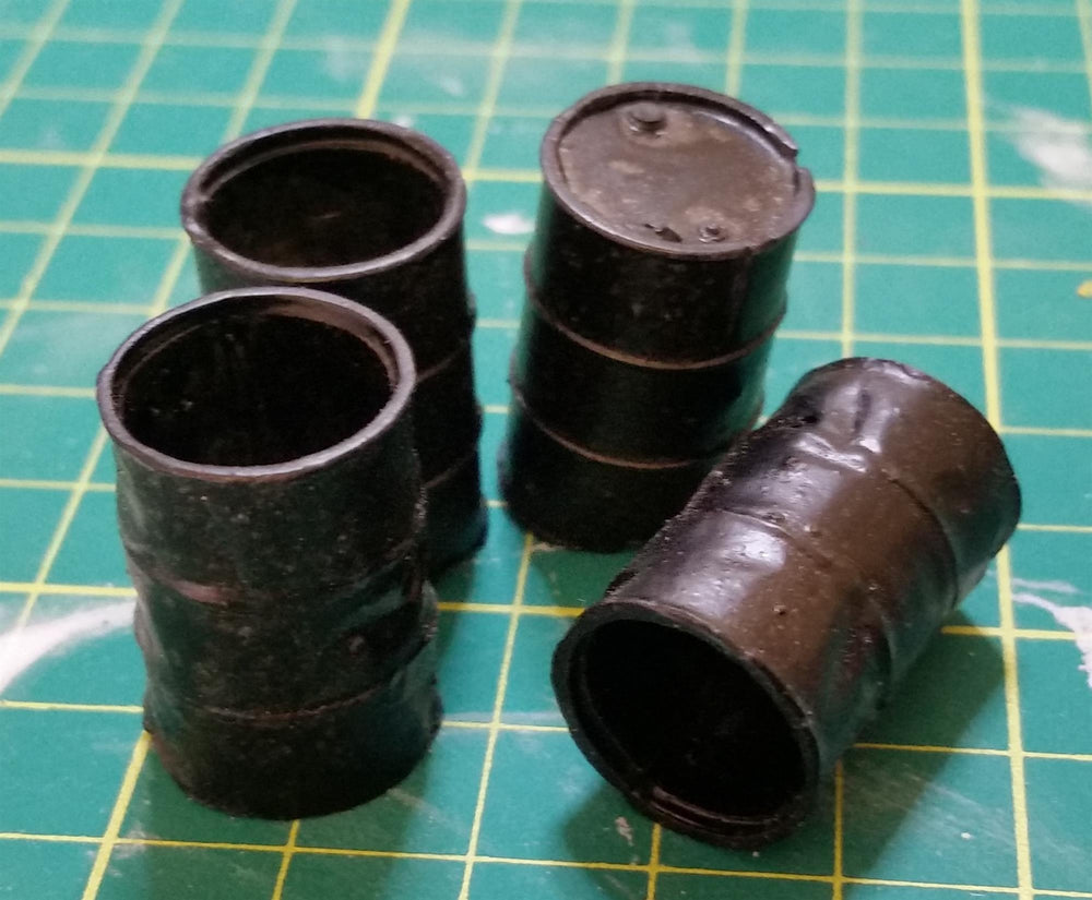 FoG Models 1/35 scale Resin cast Old open/hollow oil drums