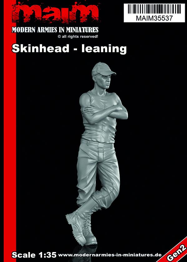 1/35 scale 3D printed model kit - Skinhead with Cap leaning / 1:35