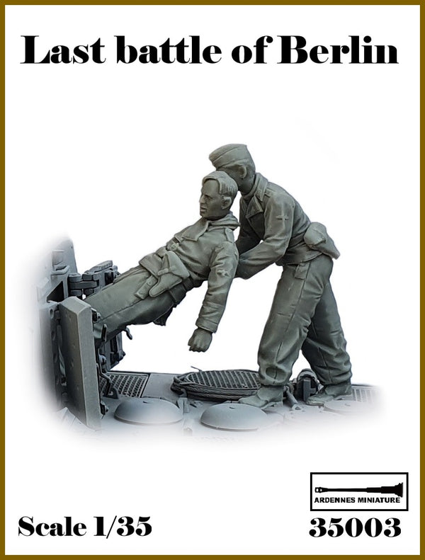 ARDENNES MINIATURE 1/35 WW2 German tank crew #3 Last Battle of Berlin