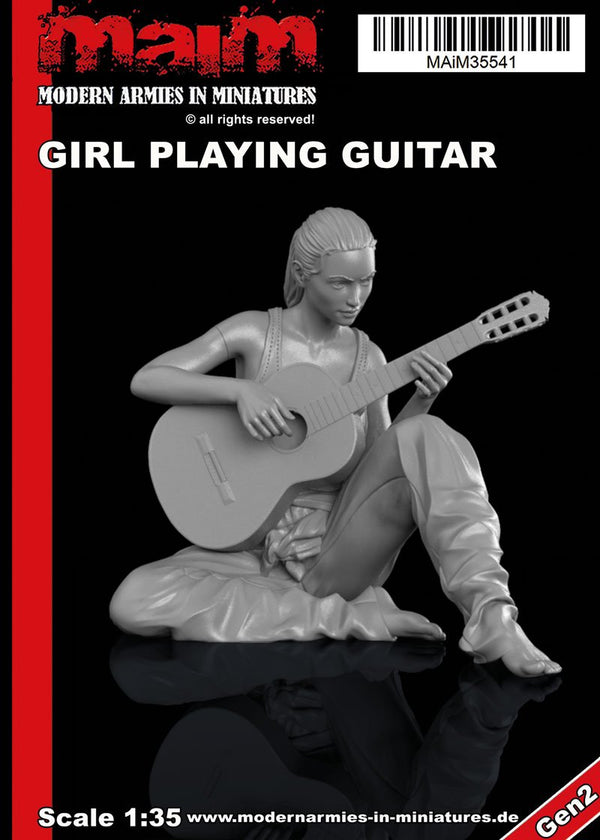 1/35 scale 3D printed model kit - Girl playing Guitar / 1:35