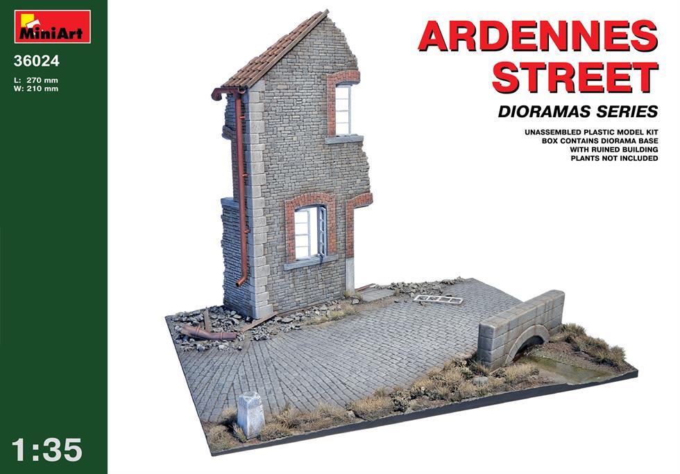 Miniart 1:35 Ardennes Street