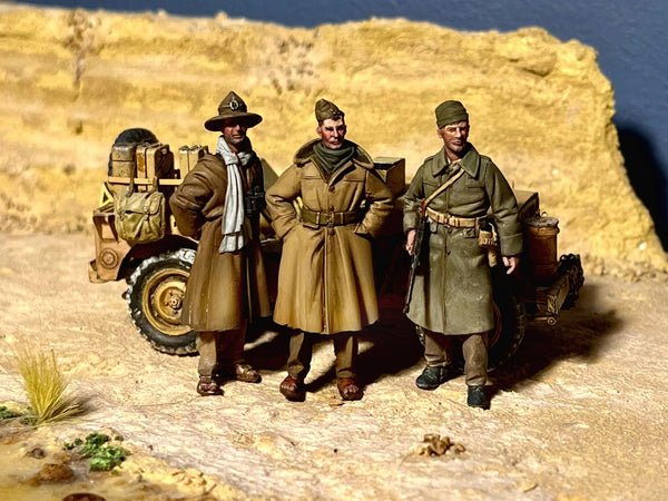 1/35 scale WW2 Commonwealth troops North Africa (3 figs)