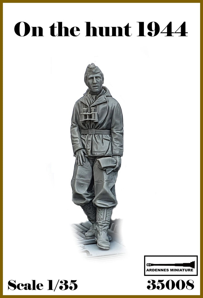 ARDENNES MINIATURE 1/35 WW2 German tank crew #8 On the hunt