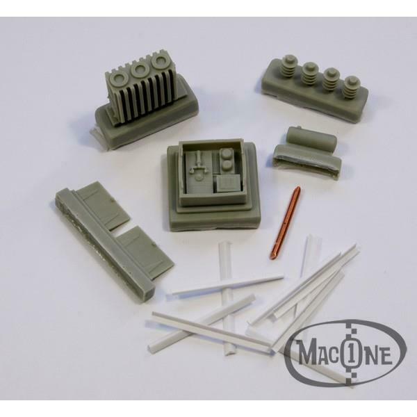 MacOne 1/35 scale resin model kit Electrical pole and transformer