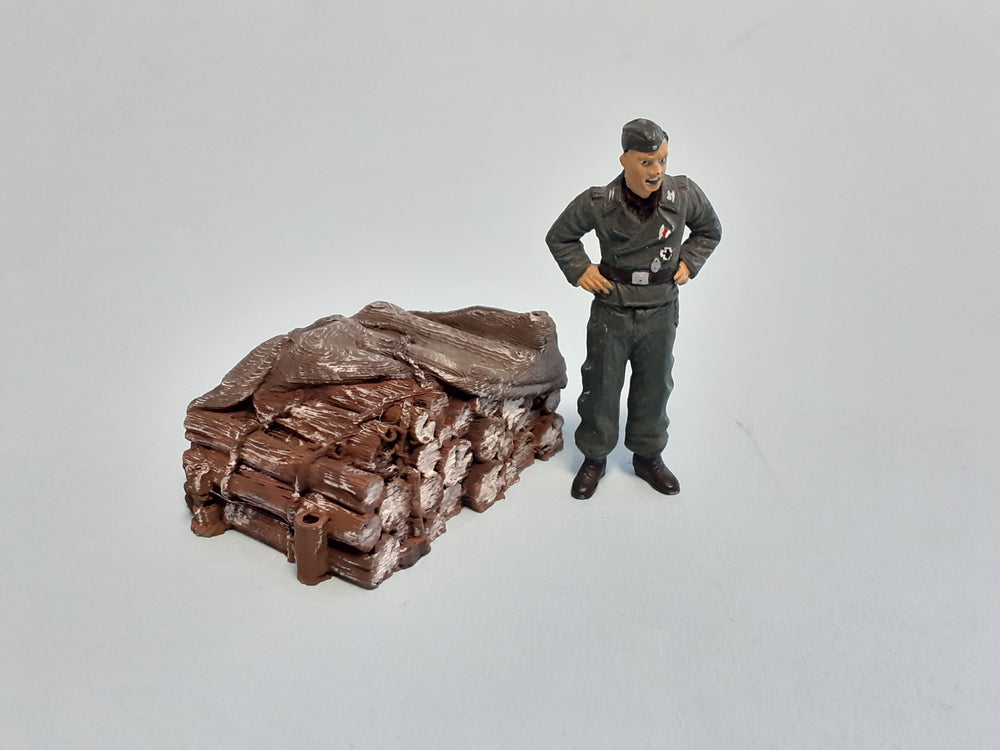 FoG Models 1/35 scale Small log pile wood heap diorama model accessory