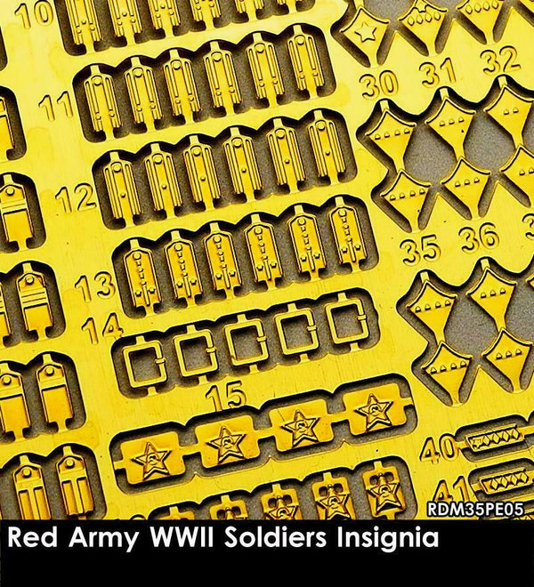 RADO WW2 Red Army WWII Soldiers Insignia model kit 1/35 scale