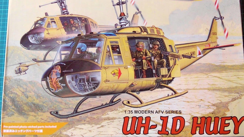 Dragon 1/35 scale US Vietnam war UH-1D Huey helicopter