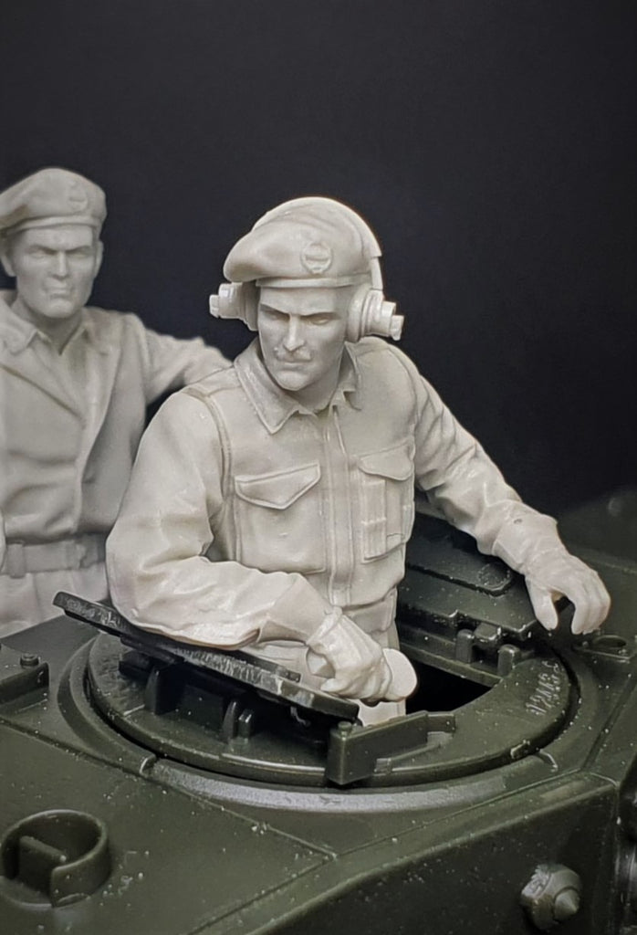 Panzerart WW2 British tank commander coverall 1/35 scale resin figure ...