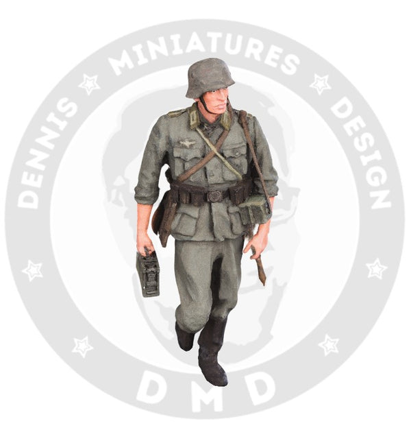 DMD 1/35 scale WW2 German 71th Infantry Div "Die Gluckhafte" Leopold