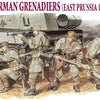 Dragon 1/35 scale WW2 GERMAN GRENADIERS (EAST PRUSSIA'45)