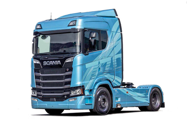 Italeri 1/24 SCANIA 770 4X2 NORMAL ROOF truck model kit