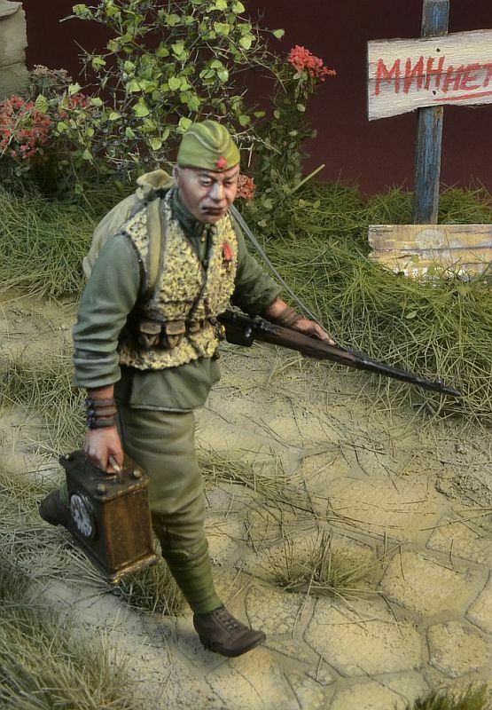 D-Day miniatures WW2 Soviet Trooper 1, €žTime Collector?€� 1944-46 1/35 Scale resin model