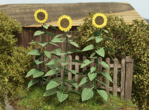 Model Scene - LOW VEGETATION 1:32 / 1:35 Sunflowers 1:35