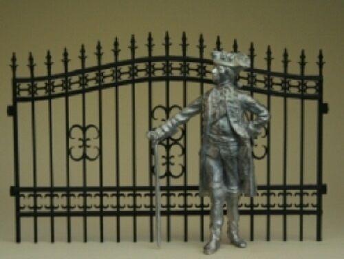 1/35 Scale Greenline Iron Fence