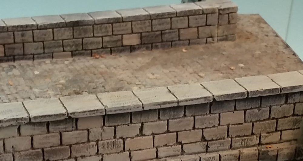 FoG Models 1/35 scale Low wall sections 200mm long 2 per pack