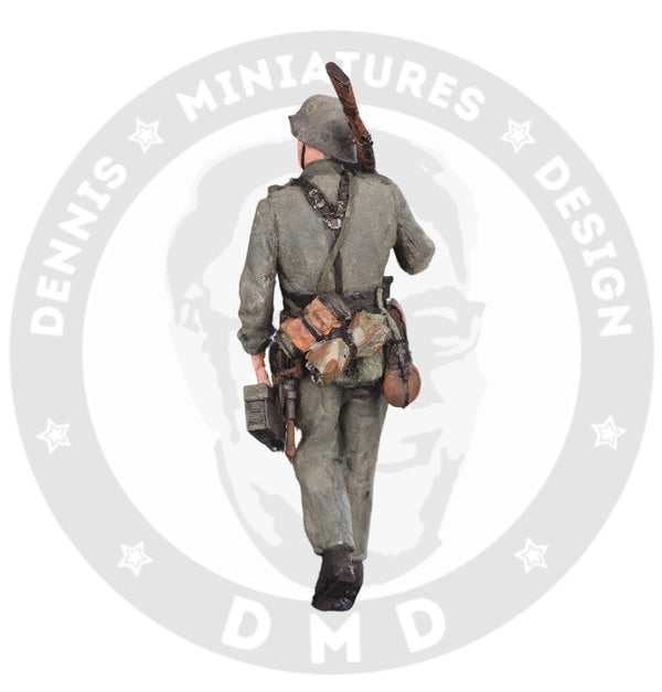 DMD 1/35 scale WW2 German 71th Infantry Div "Die Gluckhafte" Oskar