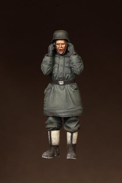 1/35 scale resin figure kit WW2 German WSS gunner.