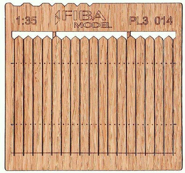 Model Scene - WOODEN FENCES 1:35 Stockade (tall) fence