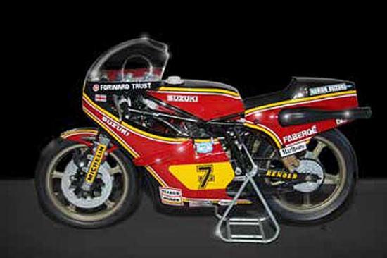 Italeri 1/9 Suzuki RG 500 XR27 (Team Heron(Barry Sheene) 1978 motorbike kit
