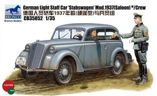 1/35 Scale German Light Staff Car 'Stabswagen' Model 1937 (saloon) with crew.