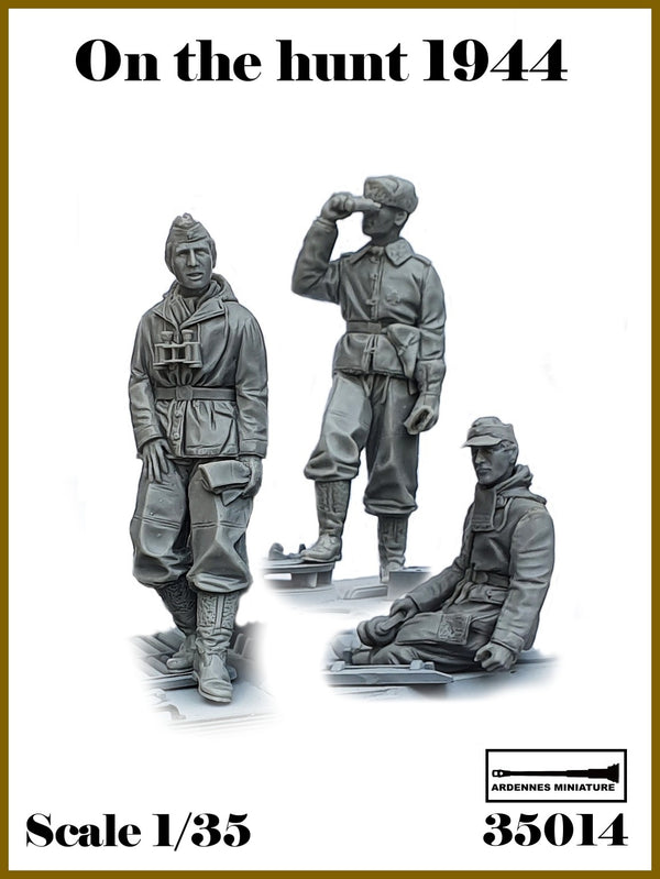 ARDENNES MINIATURE 1/35 WW2 German tank crew #14 On the hunt