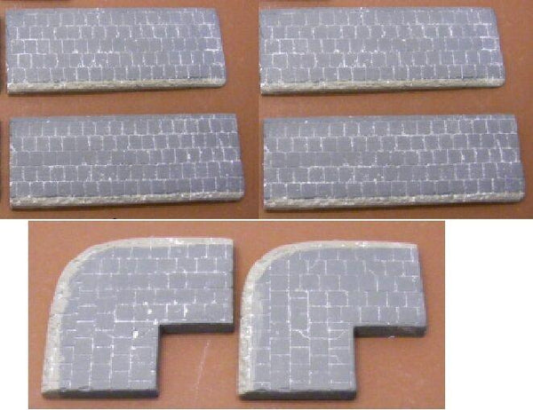 1/35 Scale Set of 4 pavement sections straight and 2 corners