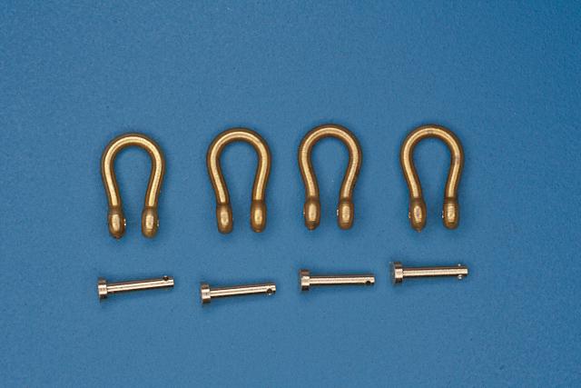 1/35 Shackles with Wired Pin 4pcs (H:8.6, D: 6, r: 1.2) Used in Different Military Vehicle