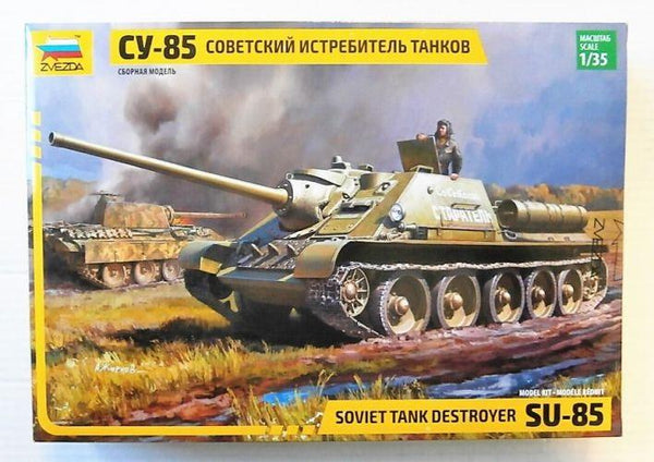 Zvezda 1/35 scale WW2 Russian SU-85 SELF PROPELLED GUN