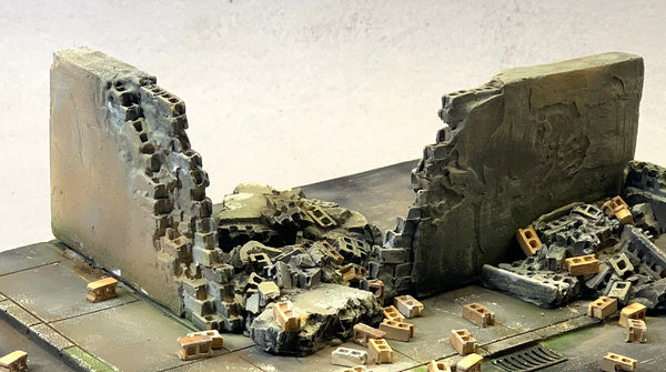 1/35 Scale Destroyed modern Wall section