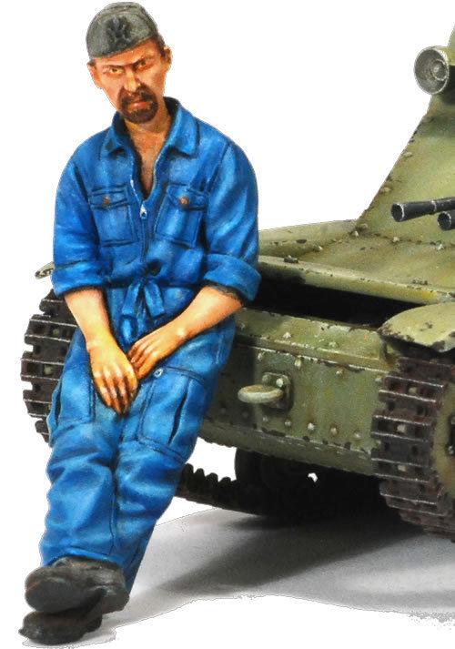 1/35 Scale Resin kit WW2 Italian Tank Crew Man