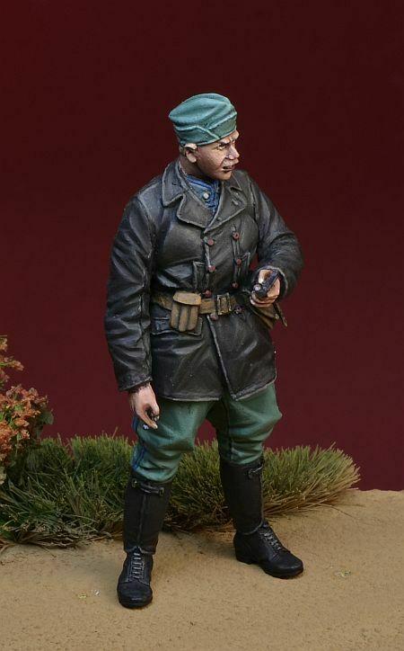 1/35 Scale Resin model kit WWII Dutch NCO, Holland 1940