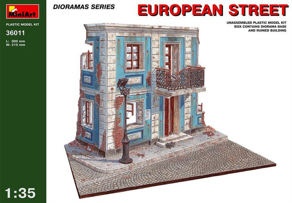 Miniart 1:35 European Street Diorama