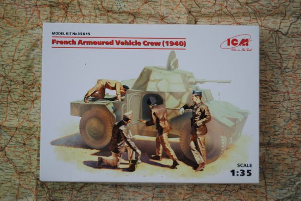 ICM - French Armoured Vehicle Crew (1940) (4 figures)