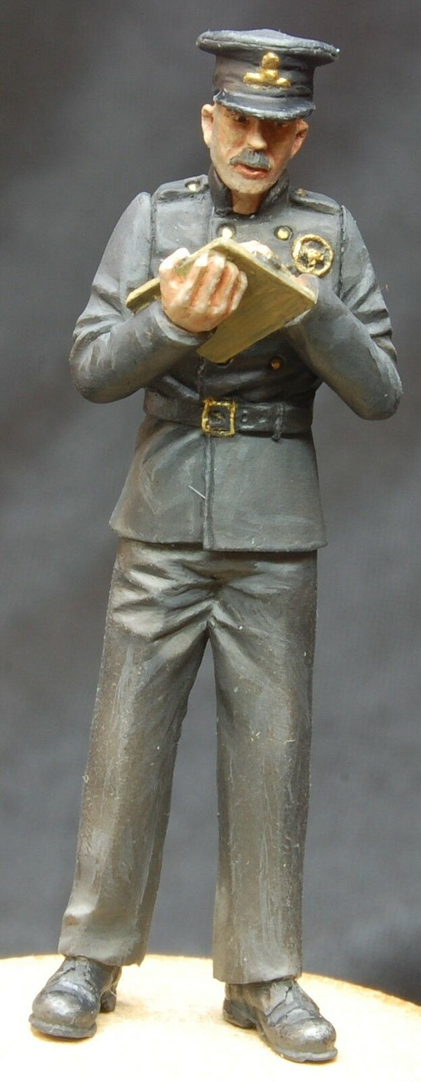 1/35 Scale resin model kit British 1940's National Fire Service Officer