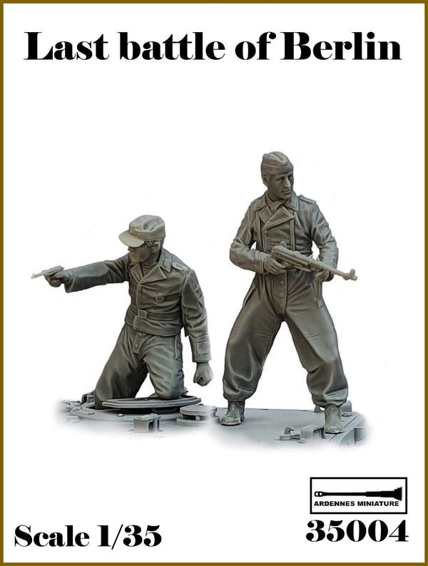 ARDENNES MINIATURE 1/35 WW2 German tank crew #4 Last Battle of Berlin